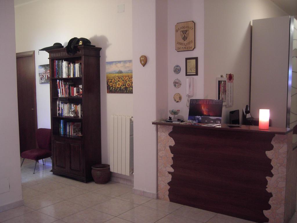Etna Inn Motta SantʼAnastasia Buitenkant foto